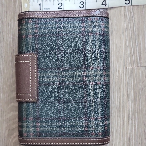 Bean Pole Plaid Wallet with Brown Trim - Picture 10 of 16